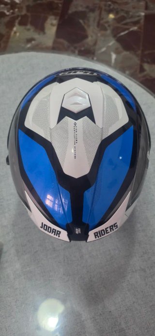 Casco de moto mt helmet azul y blanco