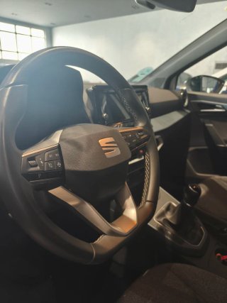 SEAT Arona 2025