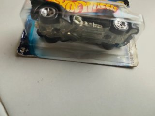 Hot Wheels Batmobile 51/100