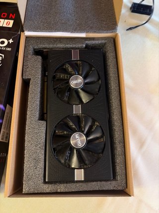 Tarjeta Gráfica NITRO RADEON RX 590