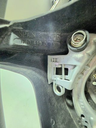 Columna de dirección con volante SEAT