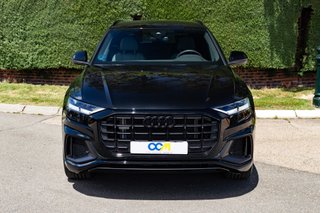 Audi Q8 S line 55 TFSIe 290kW quattro tiptronic