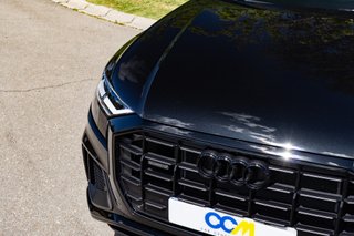 Audi Q8 S line 55 TFSIe 290kW quattro tiptronic