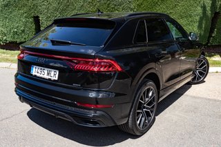 Audi Q8 S line 55 TFSIe 290kW quattro tiptronic