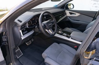 Audi Q8 S line 55 TFSIe 290kW quattro tiptronic