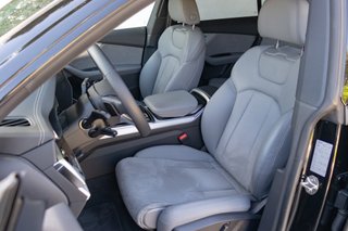 Audi Q8 S line 55 TFSIe 290kW quattro tiptronic