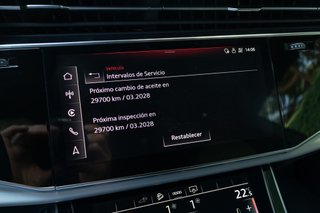 Audi Q8 S line 55 TFSIe 290kW quattro tiptronic