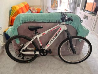 Bicicleta de montaña Eleven blanca