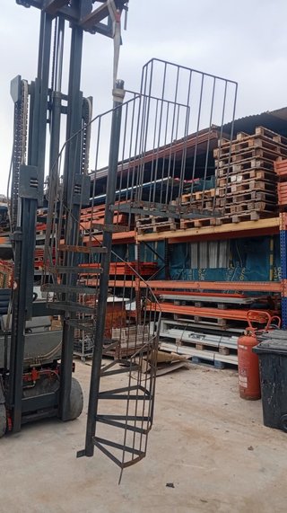 ESTRUCTURA ESCALERAS CARACOL HIERRO