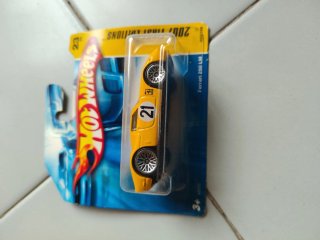 Hot Wheels Auto Giallo 21