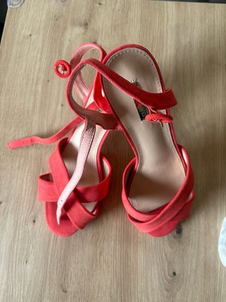 Sandalias tacón coral/rosa talla 39