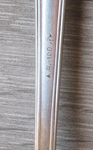 Cubiertos de plata (baño de plata)