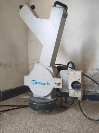 Molino de corte Retsch SM 100 Profesional 1500W