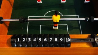Futbolín y billar de sobremesa
