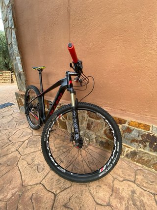 Bicicleta Massi Full Carbono