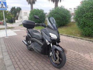 Yamaha XMAX 250i Maxi Scooter Negra