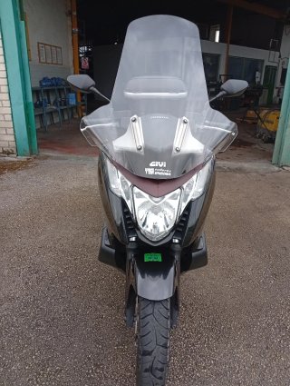 Honda Integra 700 Maxi Scooter