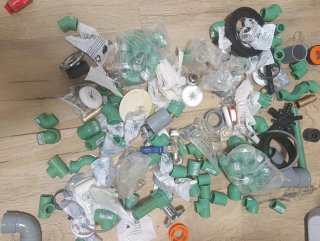 Material de fontanería variado