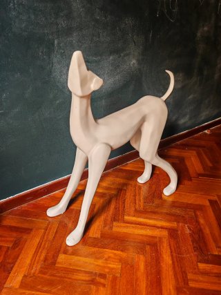 Maniquí Perro Escultura Beige