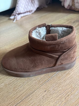 Botas Zara Australianas Marrón Talla 35