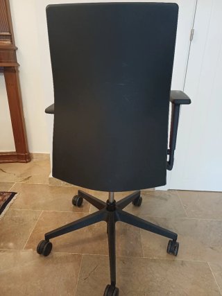 Silla de oficina Akaba Muga-2 roja