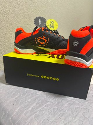 Zapatillas pádel J'hayber negras y naranjas T45