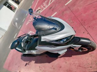 Zontes E350 Maxi Scooter