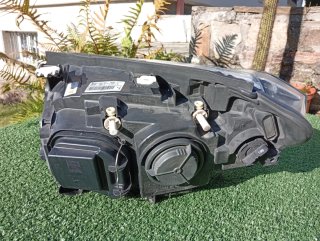 Faro Acompañante BMW X1 No funciona en largas