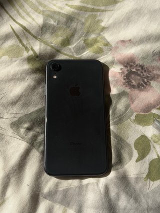 iPhone XR 64GB Nero + Custodia + Caricatore