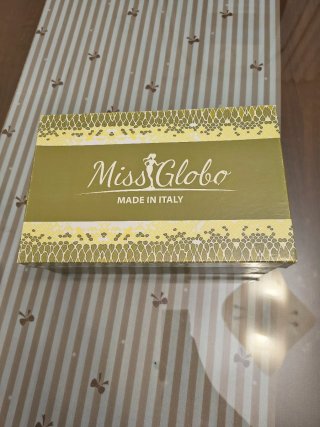 Set tacchi e borsetta Miss Globo