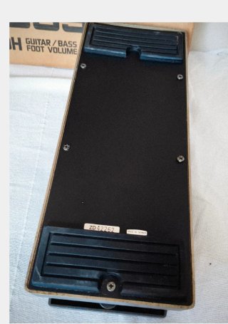 Boss FV-300H Pedal Volumen Guitarra/Bajo