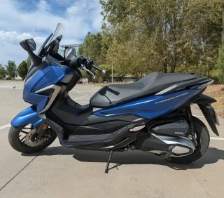 Honda FORZA 350 Azul Maxi-Scooter