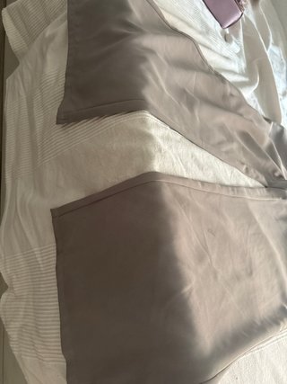 Pantalones beige anchos