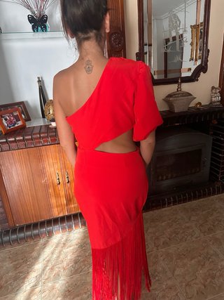 Vestido fiesta rojo con flecos