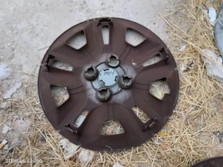 Tapacubos Dacia Spring 14 Originales