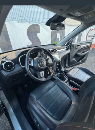 #Coche MG ZS Luxury 2024 – Gama Alta año 2024