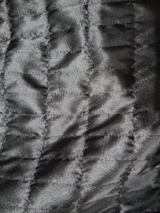 Chaqueta Hark Negra con Cuello de Borrego