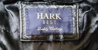 Chaqueta Hark Negra con Cuello de Borrego