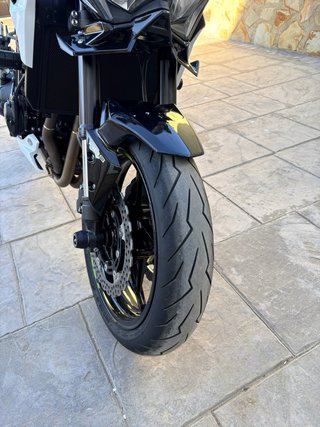 Kawasaki Z900 2020 Negra, verde y blanca