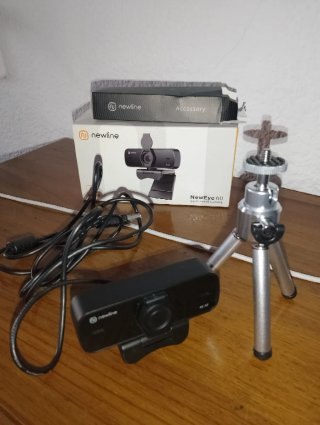 Newline Cámara Web 4K AF con Trípode incluido