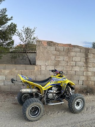 Quad Suzuki LTZ 400 Amarillo