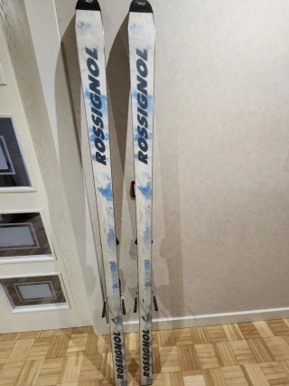 Esquís Alpinos Rossignol