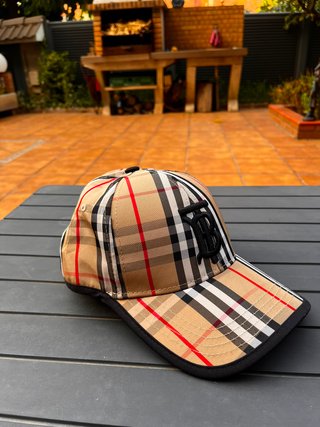 Gorra Burberry