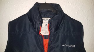 Chaleco acolchado Jack & Jones negro en oferta