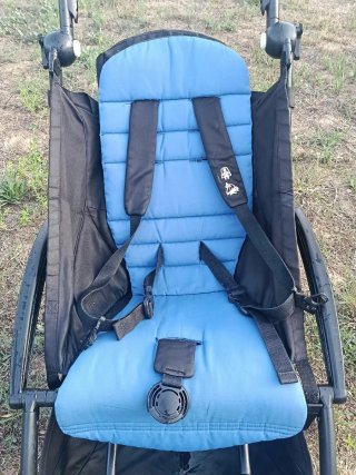 Cochecito Yoyo Azul Plegable, estructura y silla