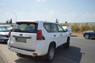 TOYOTA Land Cruiser 2.8 D4D GX 7 PLAZAS