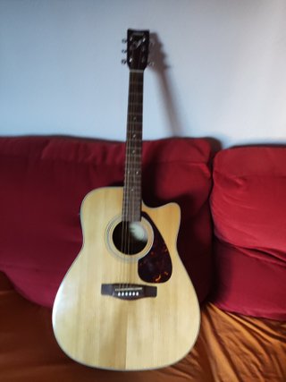 Guitarra Yamaha FX370C Electroacústica