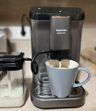 Cafetera Taurus Accento Latte Automática