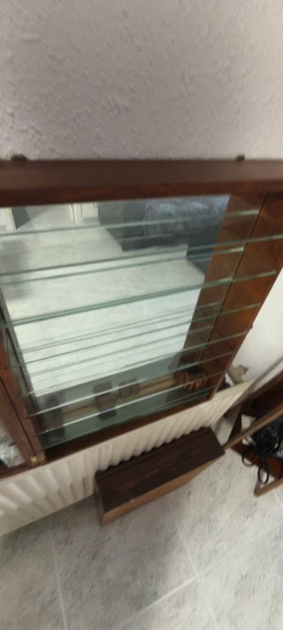 Vetrina espositore in legno e vetro