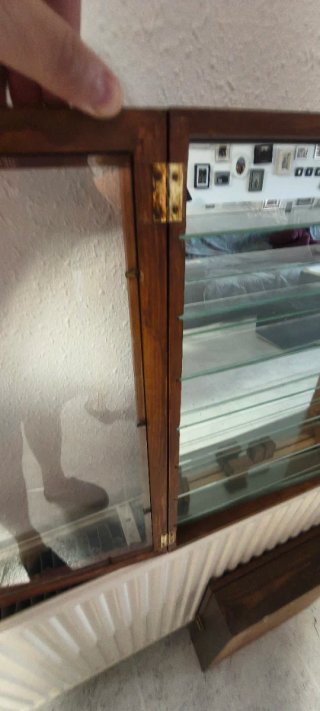 Vetrina espositore in legno e vetro